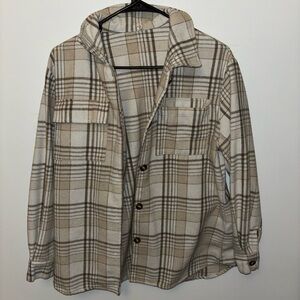 Plaid Button-Up Shirt/Thick Flannel